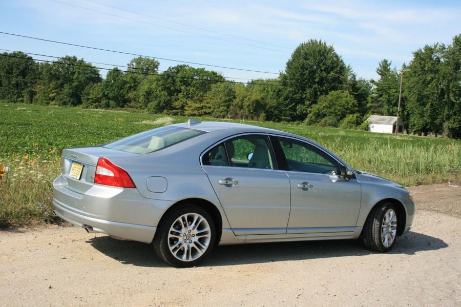  Volvo S80 AWD V8 2007 года  (фото 41 из 45)